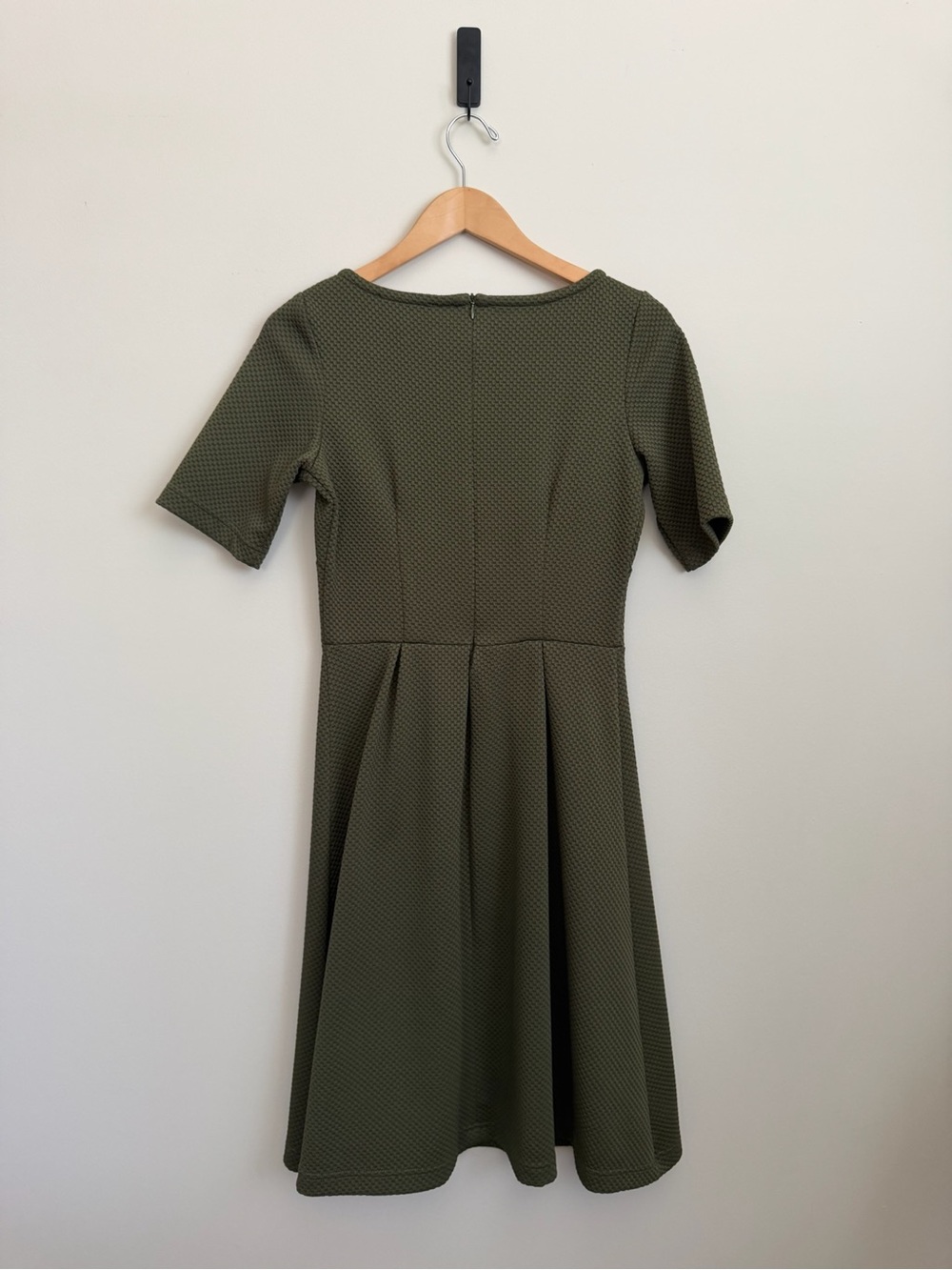 Shabby Apple Olive Textured Fit-and-Flare Dress - Picture 3 of 8